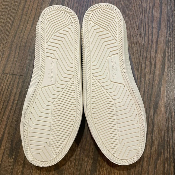 NEW Cariuma OCA Low Top Gray Suede Sneakers Women’s 10 Men’s 8.5 Lace Up Shoes - Picture 11 of 12